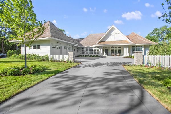 Cost of Driveway Concrete Repair in Longmont